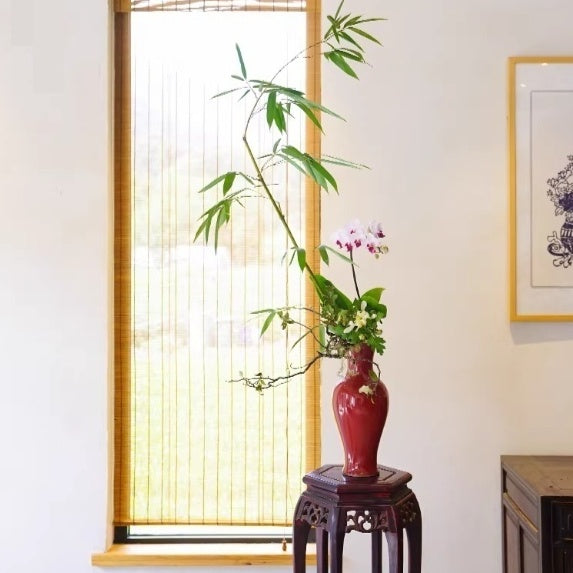 Ceramic Red Flower Vase — Clean-Lined Design for Ikebana & Arrangements